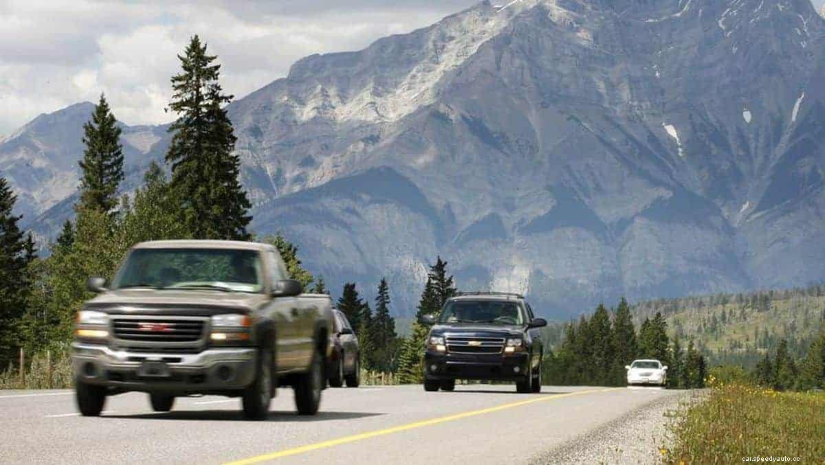 How to Turn Left and Right to Pass a Road Test: Be a Licensed Driver with These Tips!