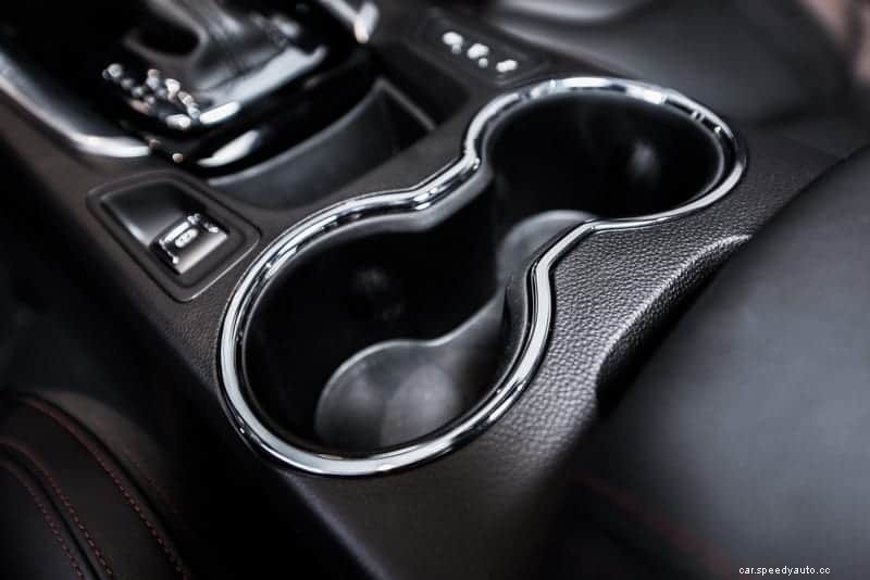 Brewing Coffee in Your Car? Yes, it’s Possible – Here’s How to Find the Best In-car Coffee Makers