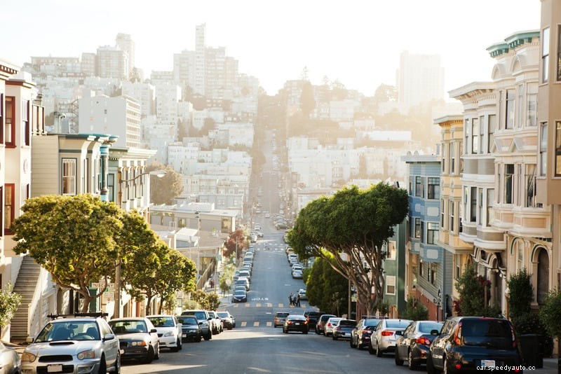 Handbrake vs. Foot Brake: What’s the Difference?