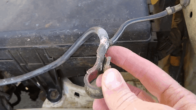 How to Prevent Car Battery Corrosion: 11 Easy Tips That Work