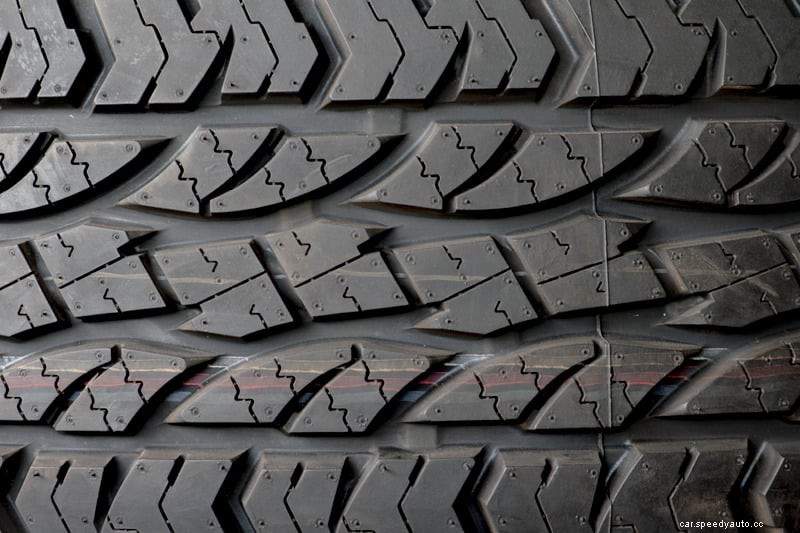 Do All Four Car Tires Need to Match? What you Must Know.