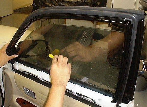 Is Car Window Tinting Legal in Texas?