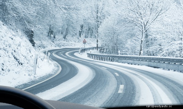 Advice for safer driving when roads are snowy and icy