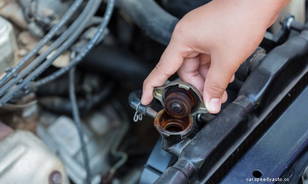 4 steps to spotting and repairing an auto radiator leak