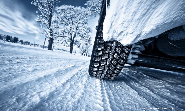 Studded vs. studless winter tires: which should you buy?