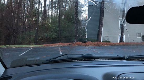 Why Does My Car Windshield Keep Fogging Up?