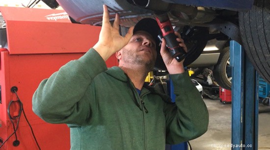 What the Dealership Won’t Tell You About Auto Repair Services
