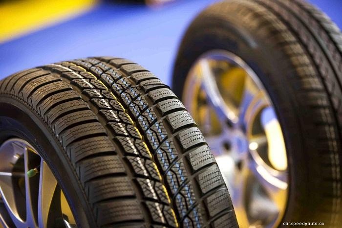 5 Advantages of Buying New Tires