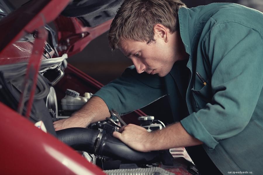 5 Tips to Avoid Getting Ripped off at by an Auto Mechanic