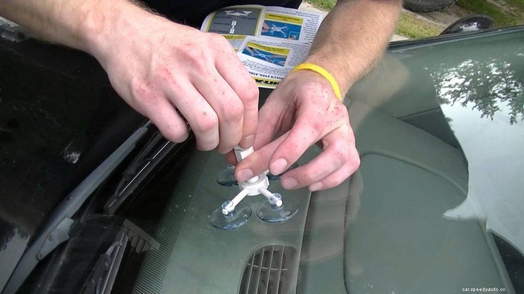 Stopping Windshield Cracks with Effective Ways