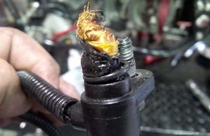 What is the Function of a Crankshaft Position Sensor?