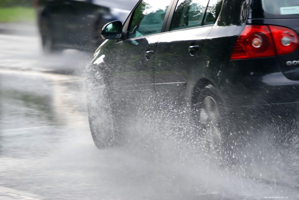 What Is Hydroplaning And How To Avoid It