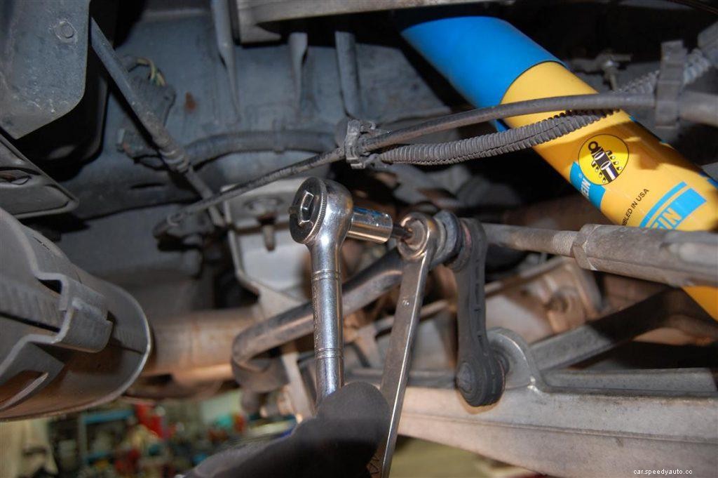 Main Causes of Steering Wheel Makes Noise When Turning