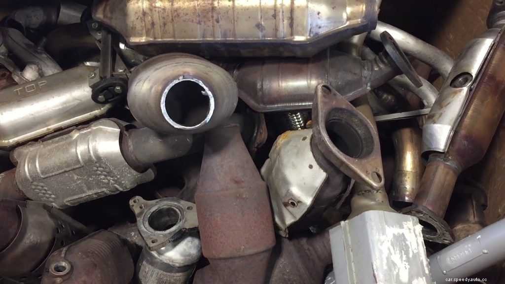 What Are The Bad Catalytic Converter Symptoms?
