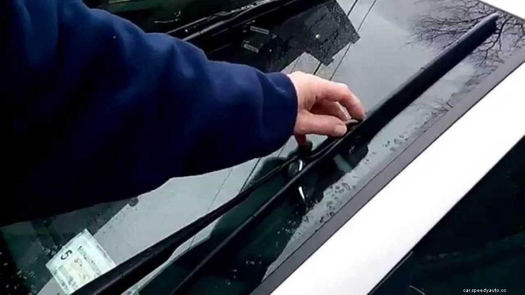Windshield Wipers NOT Returning Rest Position: Here is How to Fix It