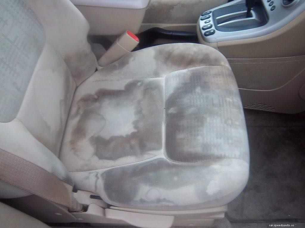 Leather vs Cloth Seats – Which One Compliments Your Car Interiors?