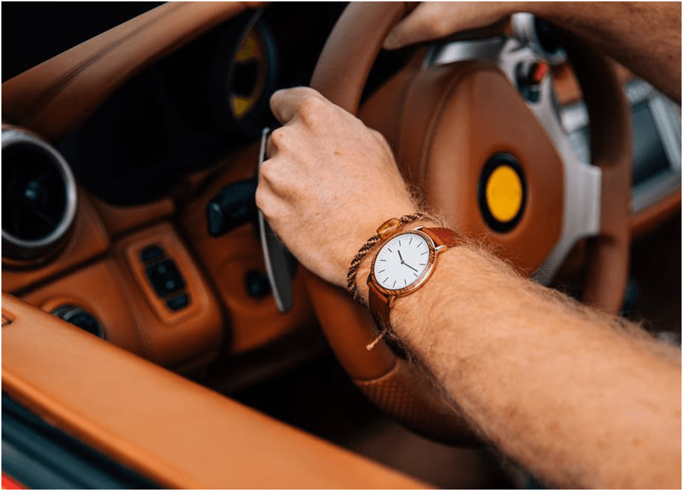 Steering Wheel Locked Up While Driving – Causes and Solutions