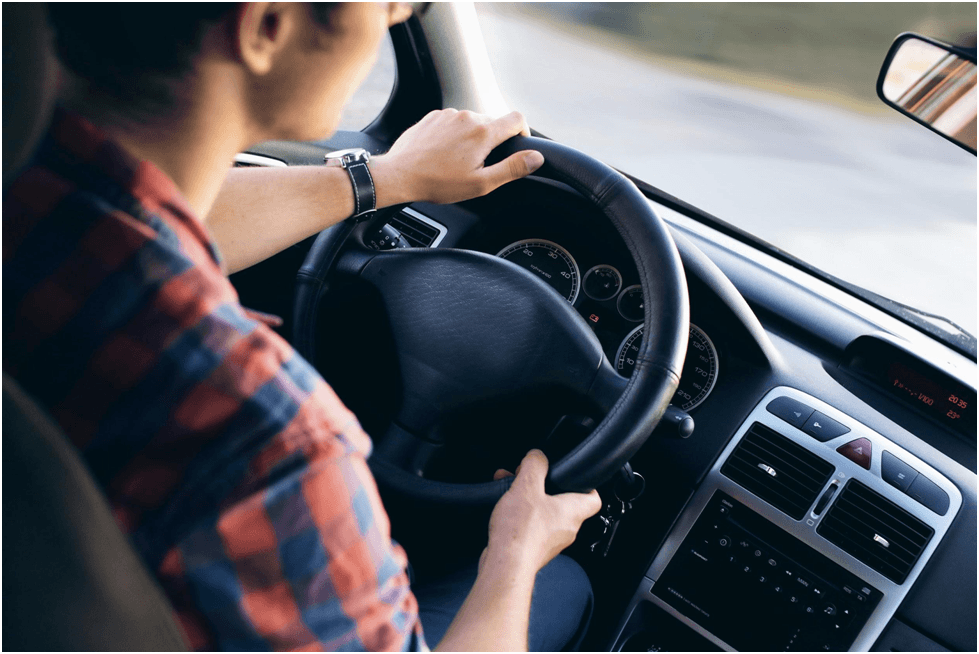 Steering Wheel Locked Up While Driving – Causes and Solutions
