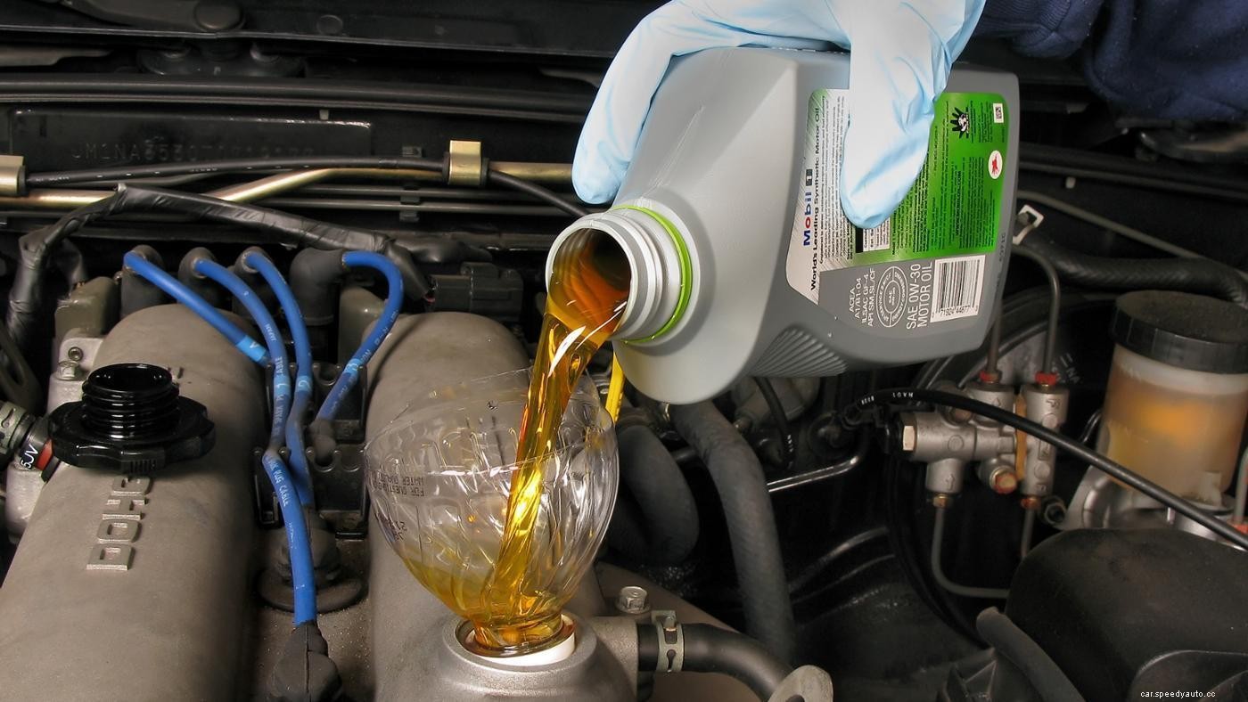 Low Transmission Fluid Symptoms To Be Aware Of