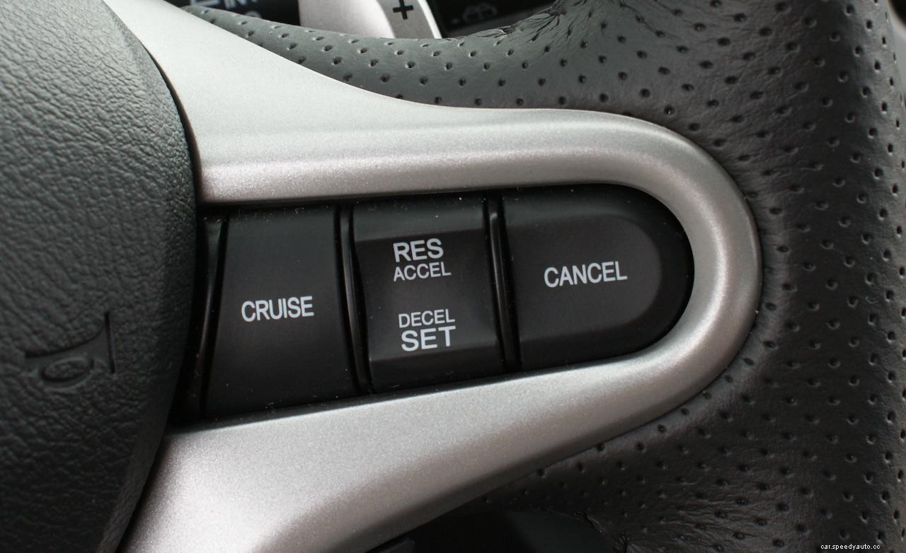 Wondering How To Use Cruise Control? 7 Steps To Do It Right