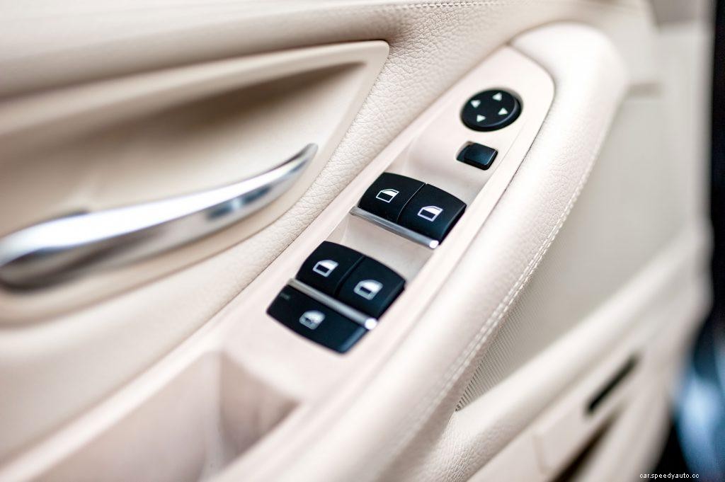 How Do Power Car Windows Increase Passenger Safety?