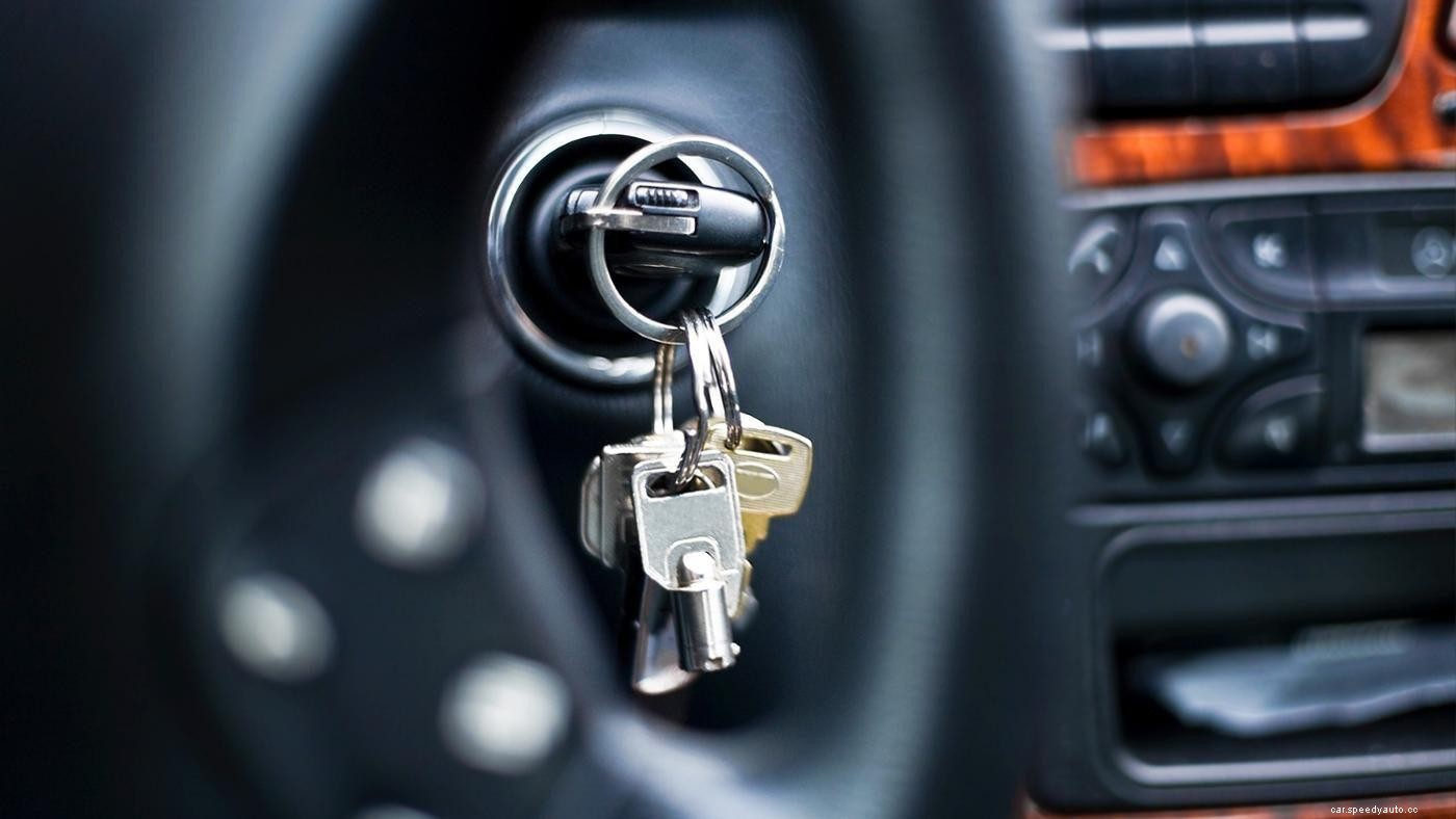 Investing In A Used Car? How To Check Car Engine First!