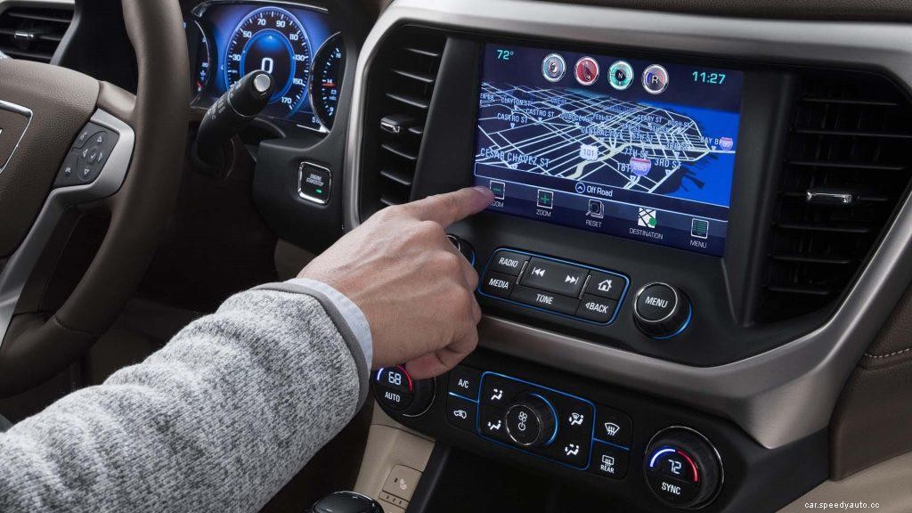 In-Vehicle Infotainment System: Its Services- Explained