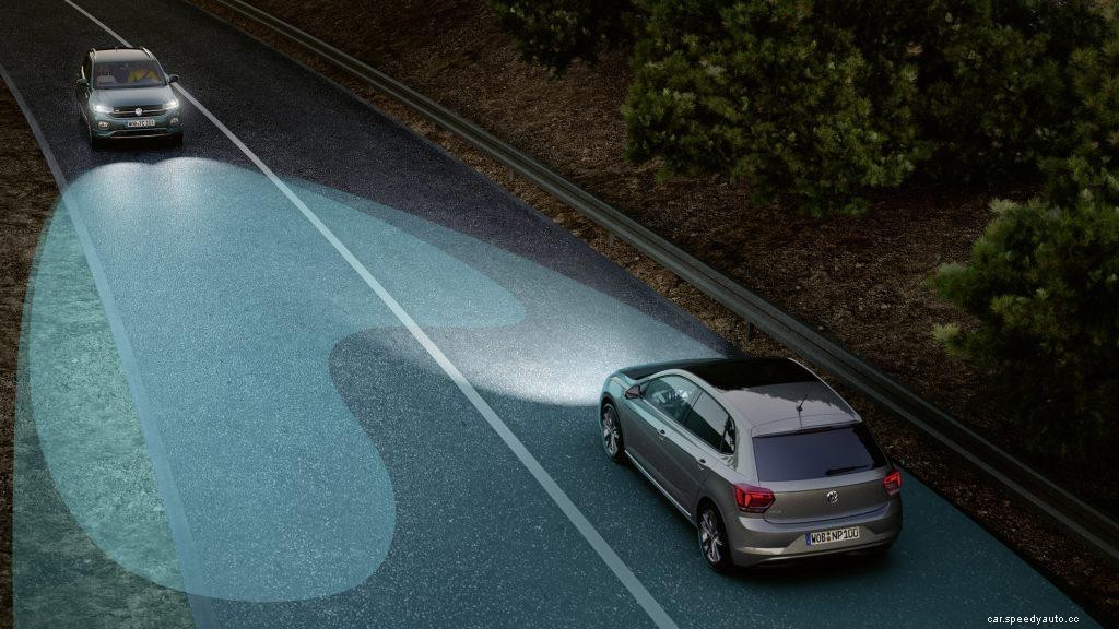 Why Do Drivers Flash Their High Beams At You?