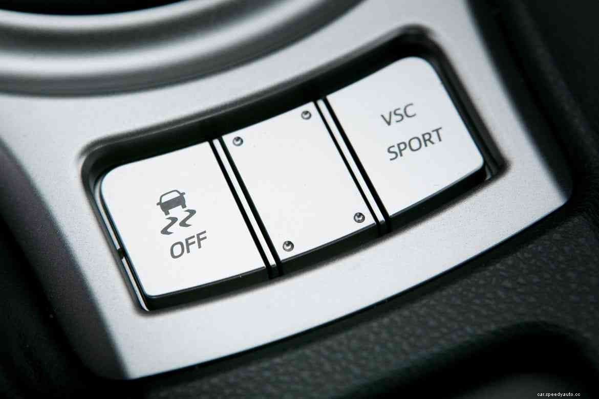 What Are The Benefits Of Turning Traction Control Off?