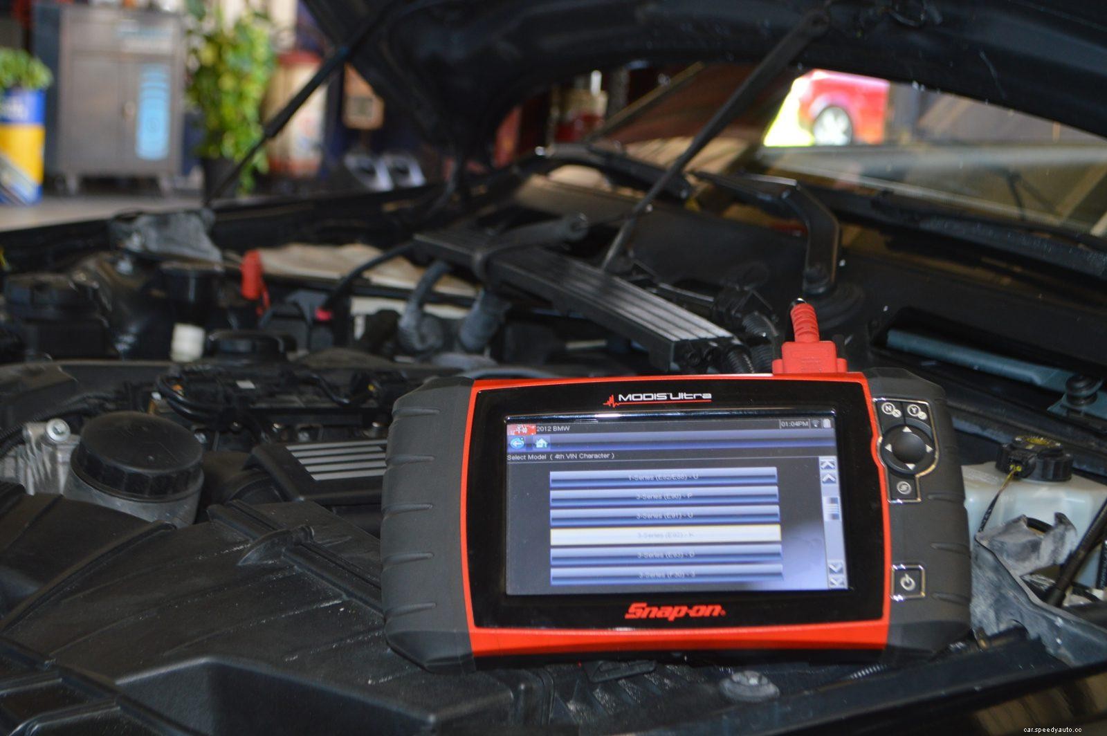 How to Use OBD2 Scanner: Decoding the Error Codes