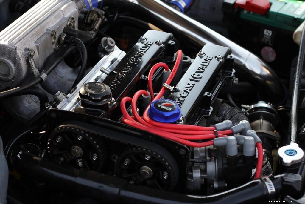 Lead Acid Battery vs. Lithium Ion: The Detailed Comparison