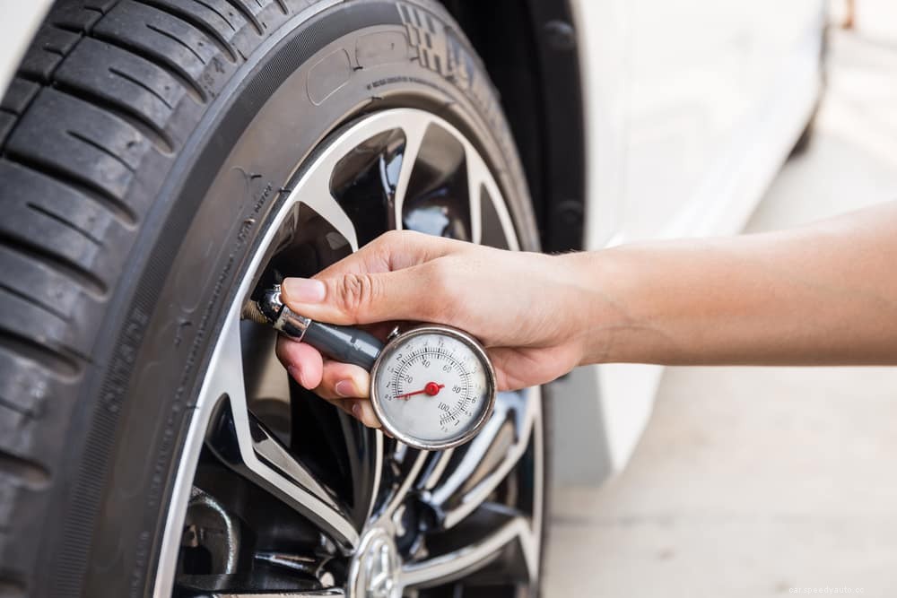 Top 10 Best Tire Pressure Gauge to Buy in 2021