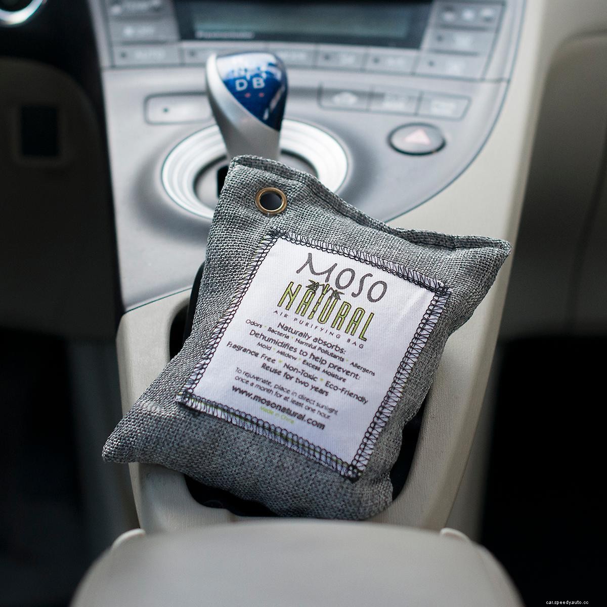 How to Get Milk Smell Out of Car: 7 Easy Ways