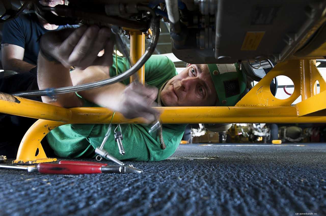 Details of a Motor Mount Functions and Replacement