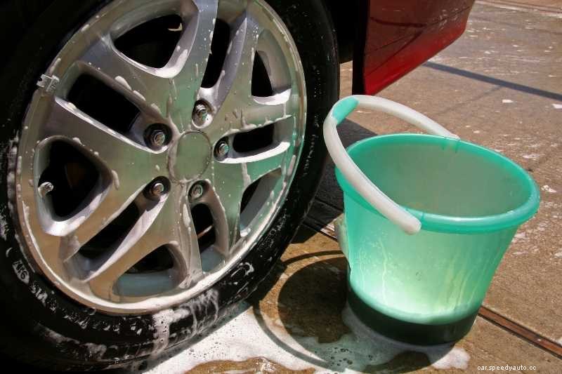 How To Clean Your Car Tires