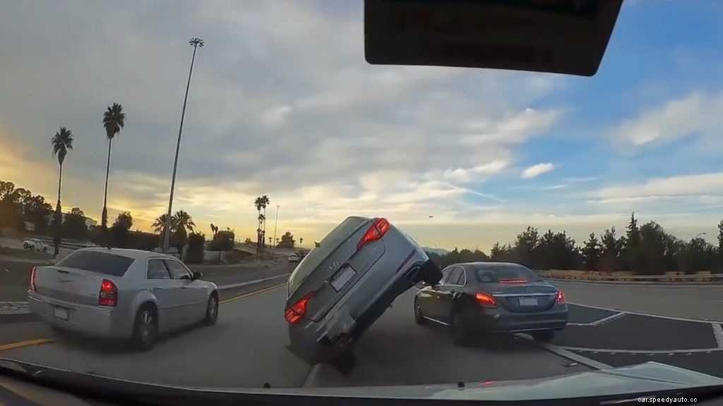 Why You Should Have A Dash Cam in Your Car?