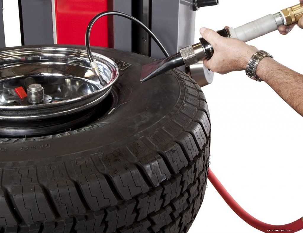 How To Break A Tire Bead: 5 Steps To Follow
