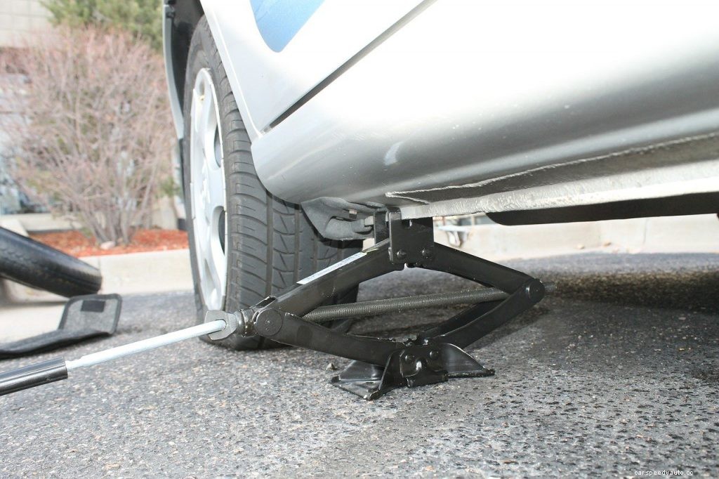 How to Properly Use The Car Jack Stands