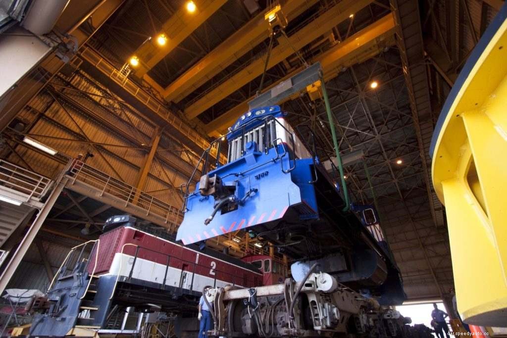 How to Position a Car on a 2 Post Lift