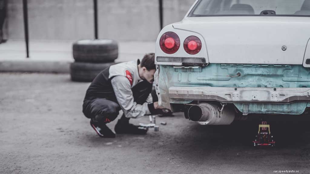 Interested in Becoming a Car Mechanic? Here Are Some Tools You Need To Have