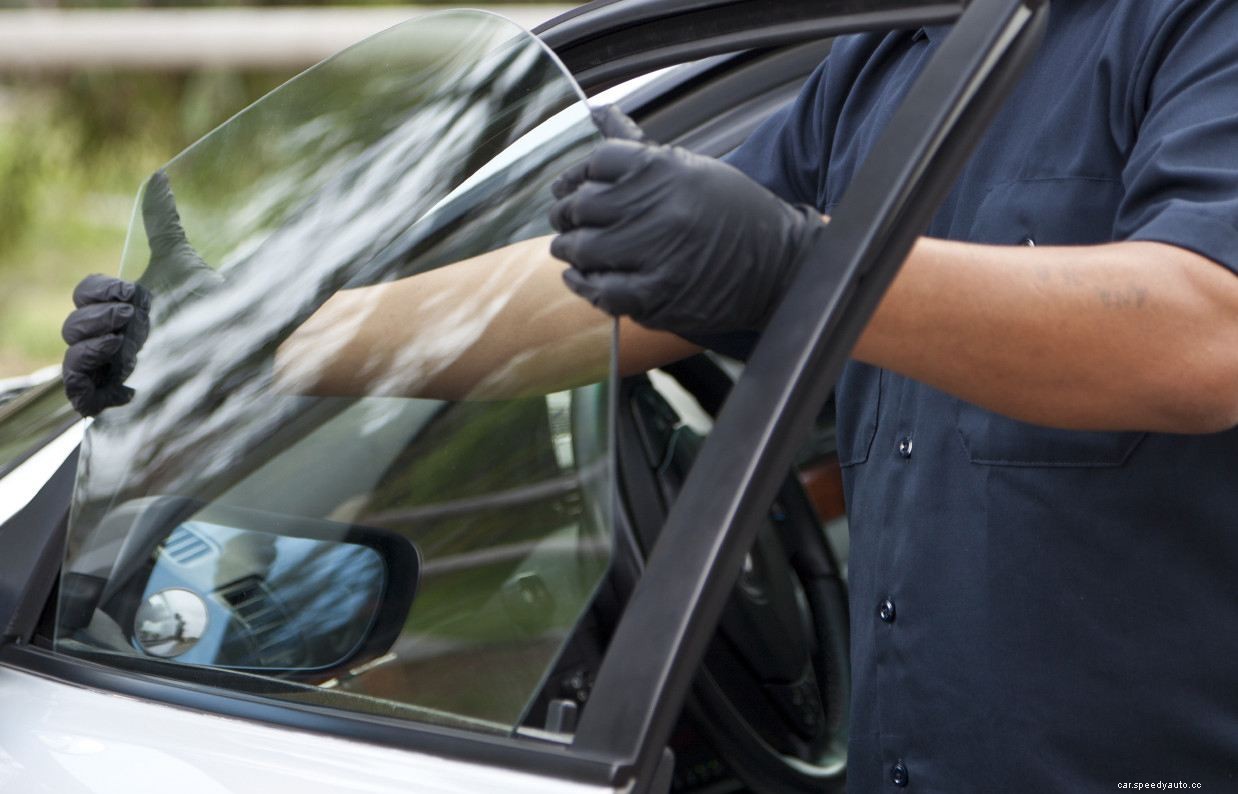 How to Replace a Car Window In Simple Steps