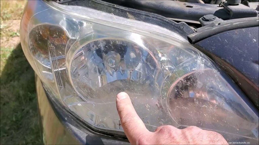 Are There Different Bulbs For High And Low Beams?