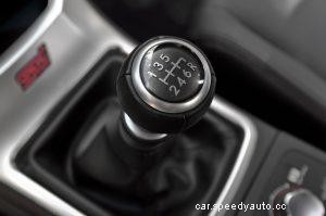 Easiest Ways To Drive A Manual Car For Beginners