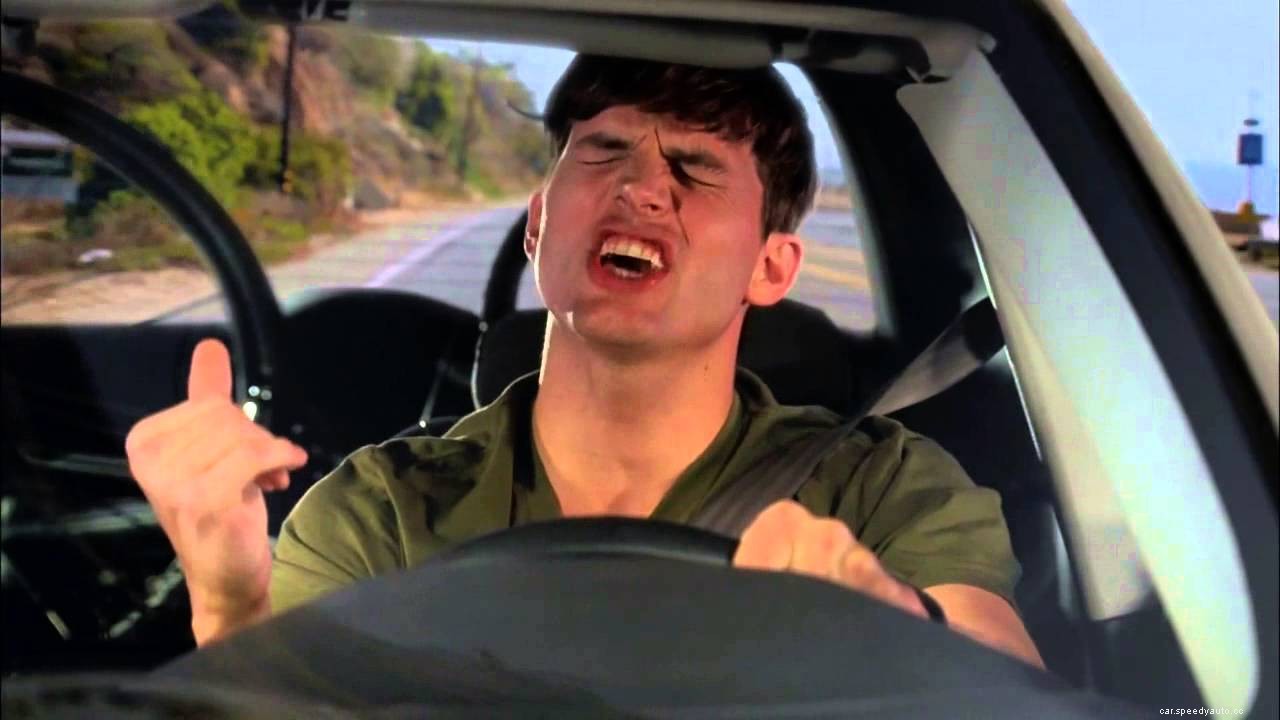 9 Most Dangerous Things To Avoid While Driving a Car