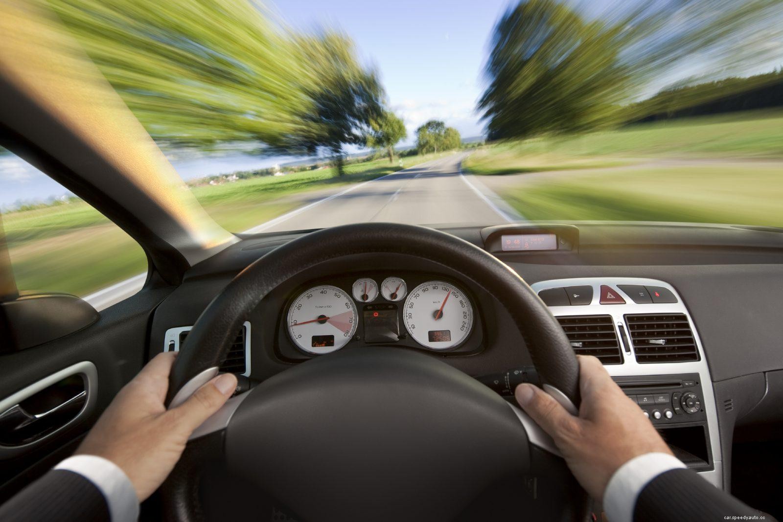 9 Most Dangerous Things To Avoid While Driving a Car