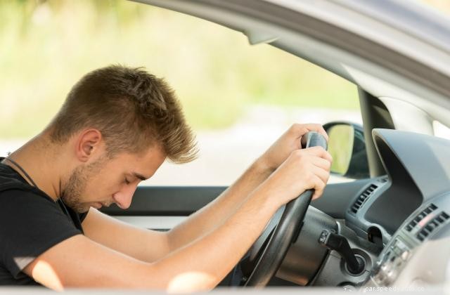 Drowsy Driving vs Drunk Driving: Which One Is More Dangerous?