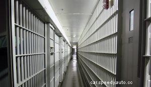 Is Social Media Really More Dangerous Than Drink-Driving?