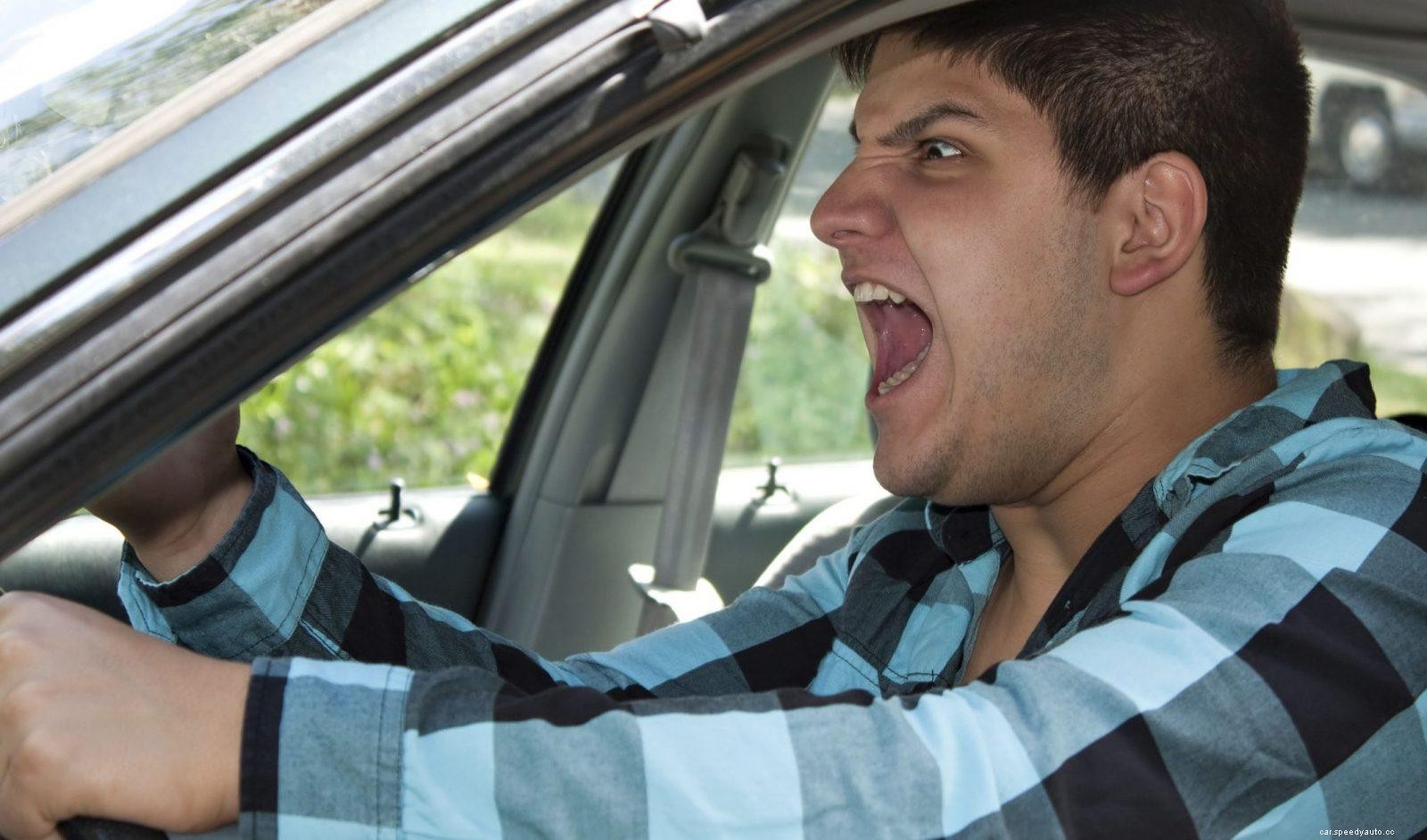 6 Horrible Reasons Why Drivers Don’t Use Turn Signals
