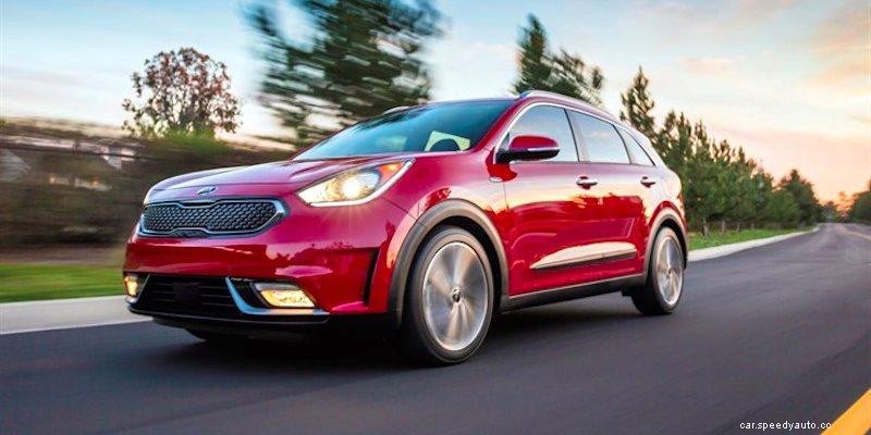 How to Drive a Hybrid Car Efficiently