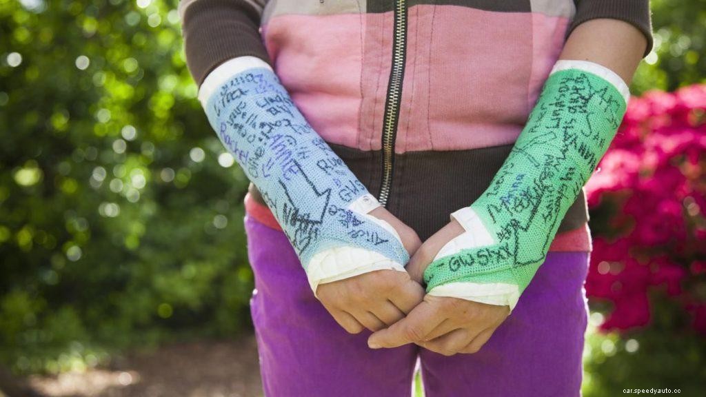 Does Putting Body Parts Out Of A Car Window Can Cost A Big Loss?